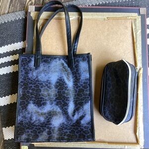 Unbranded 2 piece blue and black animal print bag and makeup case